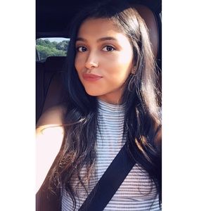 Meet your Posher, Karine